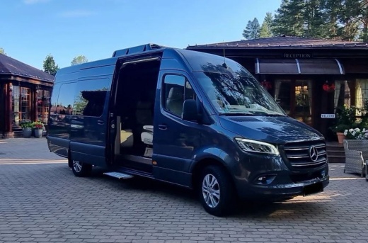 Mercedes-Benz Sprinter VIP 2