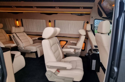 Mercedes-Benz Sprinter VIP 2