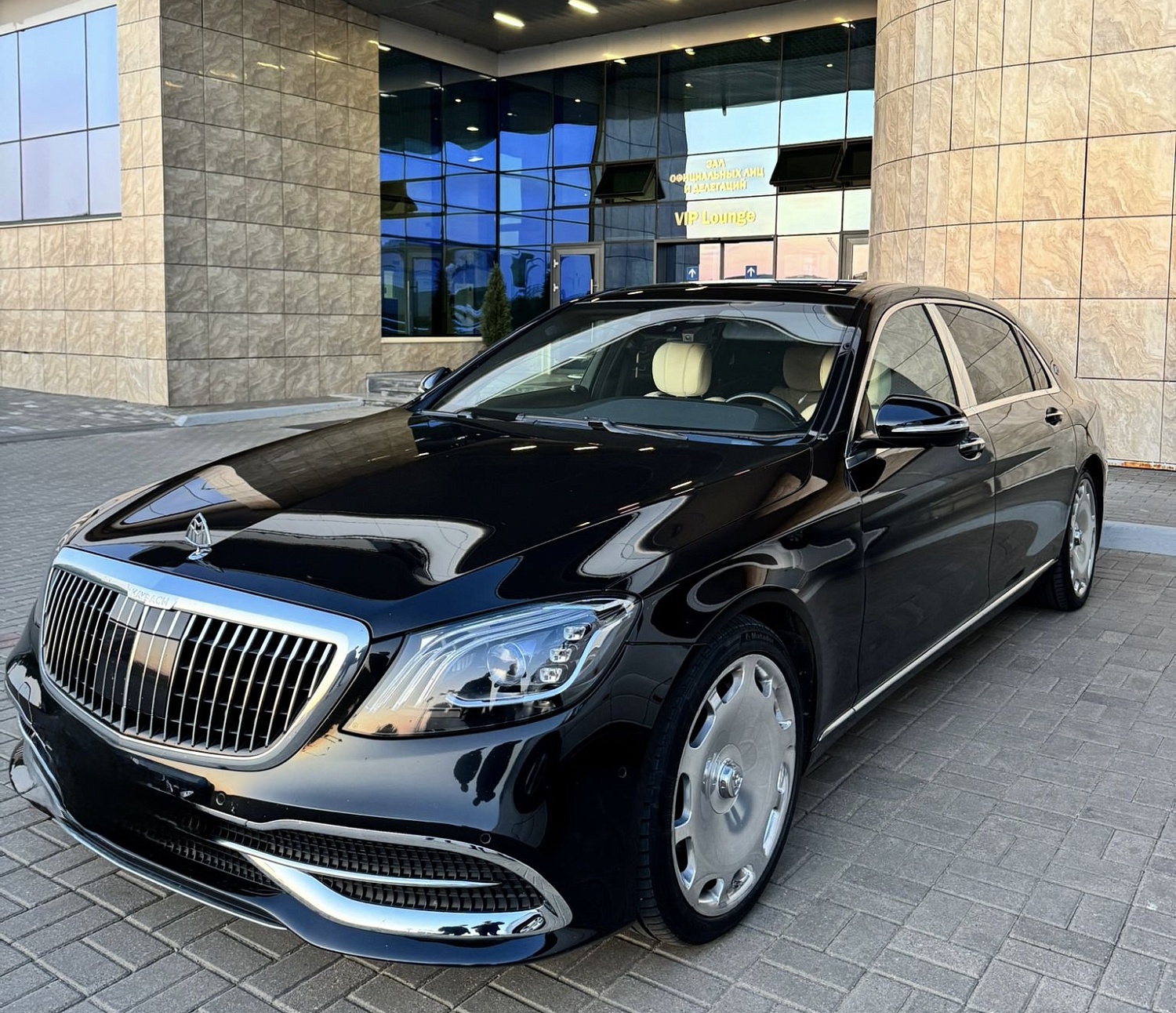Mercedes-Maybach (W222)