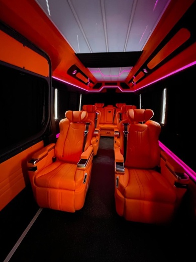 Mercedes-Benz Sprinter VIP 1